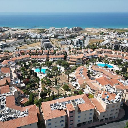 Ocean Sunset Apartment Пафос Екстериор снимка