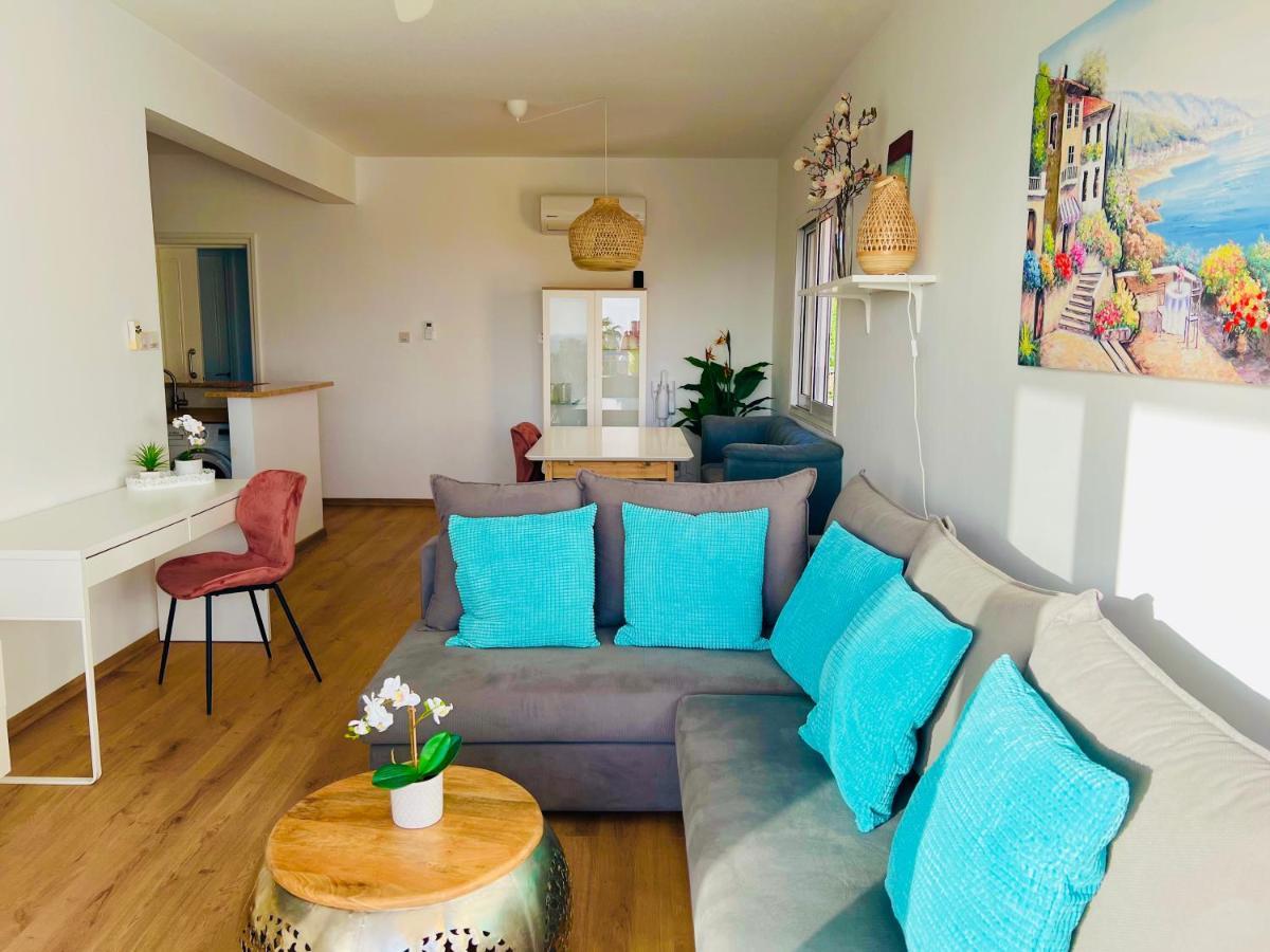 Ocean Sunset Apartment Пафос Екстериор снимка
