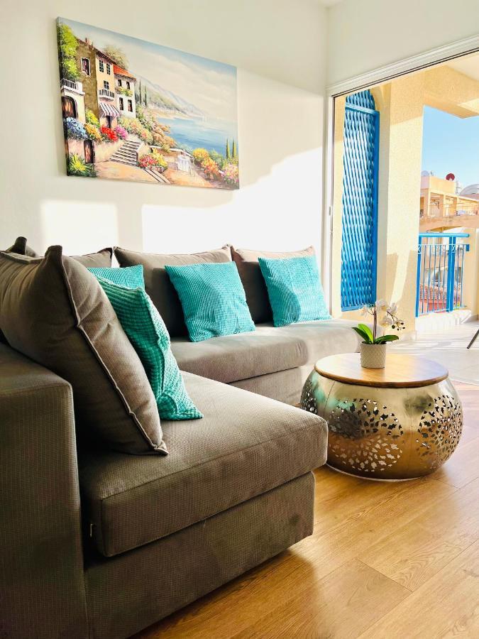 Ocean Sunset Apartment Пафос Екстериор снимка